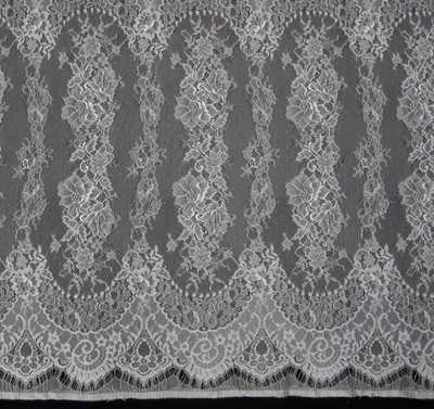 Chantilly lace veil